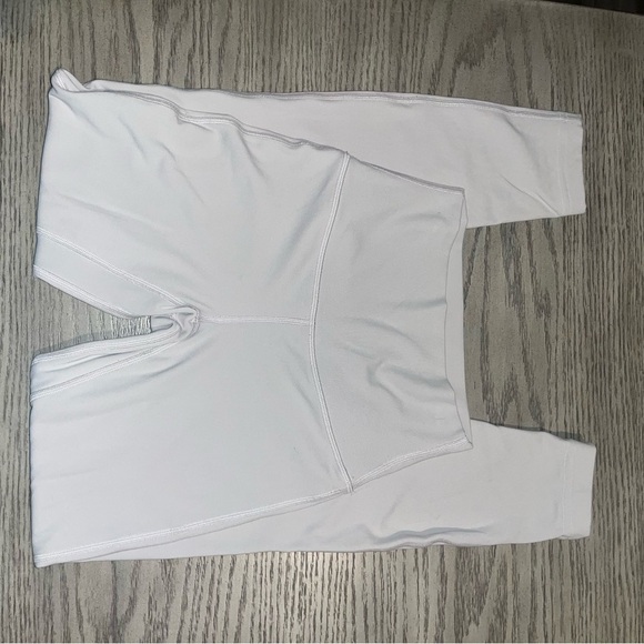 Lululemon Align Pant 28", Double Lined, Chrome Size 2 - Picture 4 of 6